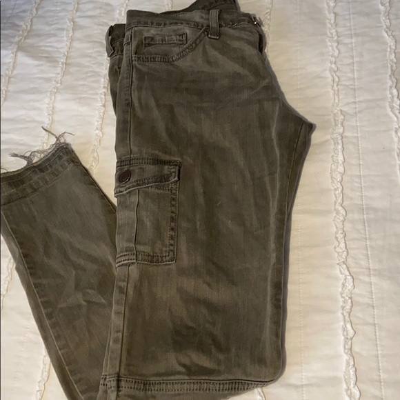 Army Green Jeans with Cargo Pockets - Picture 3 of 8